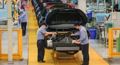 Otomotiv devi on binlerce aracını geri çağırıyor