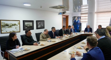 Burhaniye'nin Su ve Altyapı Sorunları Masaya Yatırıldı