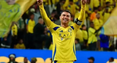 Cristiano Ronaldo Al-Nassr ile yeniden anlaştı