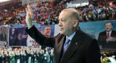 Cumhurbaşkanı Erdoğan, İzmir'deki Durumu Eleştirerek Yerel Yönetimleri Hedef Aldı: 