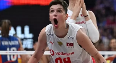 Ebrar Karakurt Rusya'yı ayağa kaldırdı