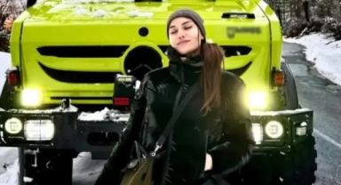 Fahriye Evcen'in aracı çöp kamyonuna benzetildi