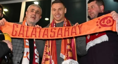 Galatasaray'a imza atmak için İstanbul'a geldi