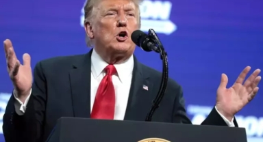 'Kanada Başbakanı Tredeau çok iyi biri ben ona vali diyorum'