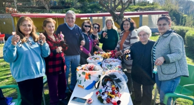 Muratpaşa Belediyesi'nin Yaşlı Evlerinde Üretken Kadınlar, Amigurumi Sanatıyla Ekonomik Bağımsızlık Sağlıyor