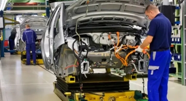Otomotiv devi tüm faaliyetlerini durdurma kararı aldı