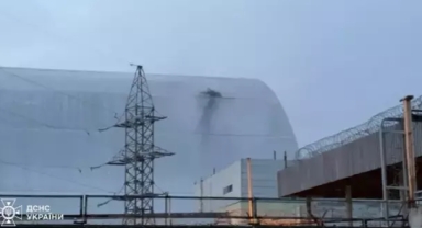 Rusya Çernobil'i vurdu