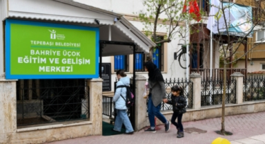 Tepebaşı Belediyesi, öğrencilere Eğitim Desteği Sunmaya Devam Ediyor