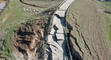 Türkiye'yi boydan boya bölen yarık