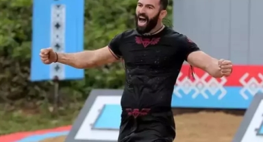 Yangında evini kaybeden Turabi popstar oluyor