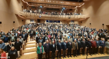 3.Uuslararası Alevilik ve Bektaşilik Çalışmalarına Bilim Ödülleri Sahiplerine Ödül Verildi