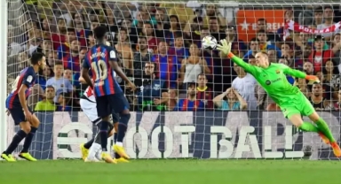 Barcelona'nın kalecisi Ter Stegen de aldatıldı