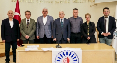 Burhaniye Belediyesi ile TÜM BEL-SEN Arasında Yeni Toplu İş Sözleşmesi İmzalandı