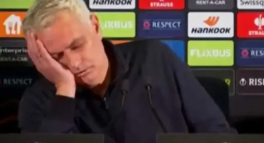 Herkes Mourinho'nun basın toplantısındaki bu halini konuşuyor