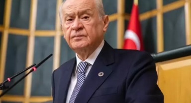 MHP Lideri Bahçeli'nin telefon trafiği sürüyor
