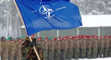 Ukrayna'nın ardından Kosova da NATO'nun kapısını çaldı