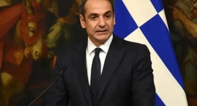 Yunanistan'da Miçotakis'in başı dertte