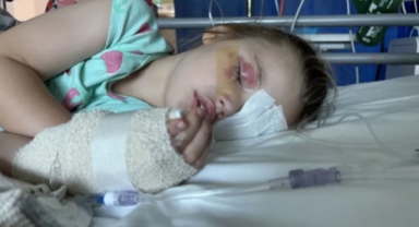 4 yaşındaki kız kör oldu