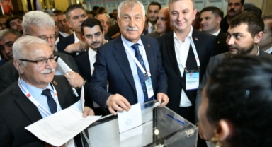 Adana Büyükşehir Belediye Başkanı Zeydan Karalar, Türkiye Belediyeler Birliği Başkan Vekili Seçildi