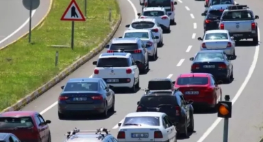 Akaryakıt pompa fiyatları son zamla yükseldi