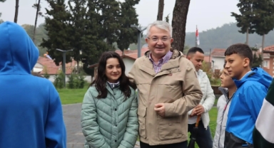 Altıeylül’de Şehit ve Gazilerimizin Emanetleri Konakpınar Gençlik Merkezi’nde Misafir Edildi