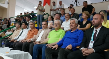 Aslan Yol Burhaniye Belediyespor, Play-Off Çeyrek Finalinde Elendi