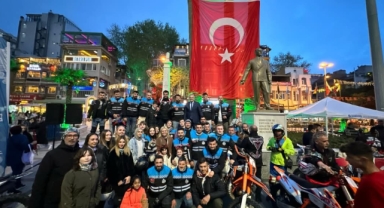 BANDIRMA’DA 23 NİSAN COŞKUSU MOTOSİKLET KORTEJİYLE TAÇLANDI