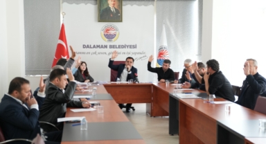 Dalaman Belediyesi Nisan Ayı Meclis Toplantısında Öykü Nas Meşe'nin İsmi Yaşatılacak