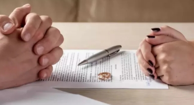 Eşini bu sözü söyleyen yandı 