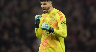 Altay Bayındır'ın pozisyonu olay oldu