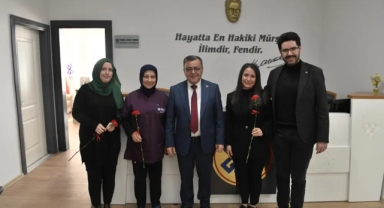 BAŞKAN ŞEHİRLİ, KADIN PERSONELİN 8 MART DÜNYA KADINLAR GÜNÜ'NÜ KUTLADI