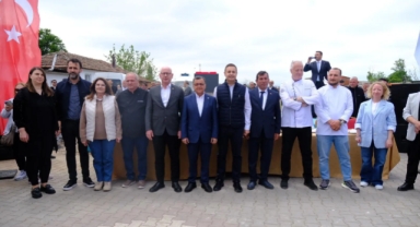 Balıkesir’in Altıeylül ilçesine bağlı Yakupköy’de Kaymak Festivali ve Hıdırellez Coşkusu Bir Arada Yaşandı