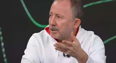 Bu kez eski futbolcularını bombaladı 