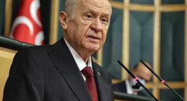 Devlet Bahçeli'den Galatasaray'a tebrik