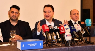 'Ekonomik çıkışın yolu hukuktan geçiyor'