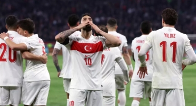 İstiklal Marşı'na saygısızlık yapan ülkeye ceza