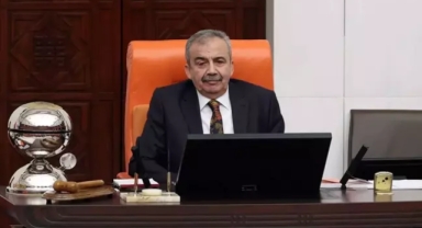 Sırrı Süreyya Önder hayatını kaybetti