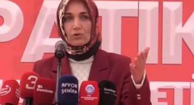 Türkiye'nin ilk türbanlı Valisi