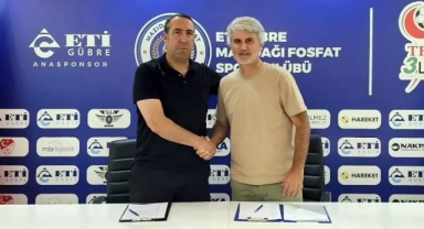  10 gün önce takımın başına hoca yaptılar 8 gün sonra kovdular