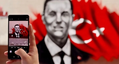 Altıeylül Belediyesi'nden Ferdi Zeyrek Anısına Sanatsal Anma