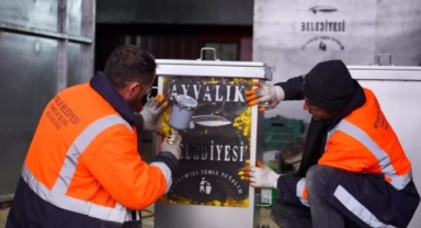 Ayvalık Belediyesi’nden Tasarruf Hamlesi: Çöp Konteynerlerini Artık Kendisi Üretiyor