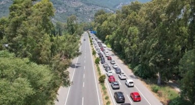 Bayram tatilinin geri dönüş trafiği başladı