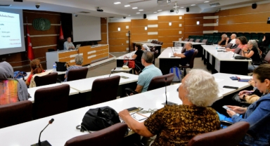 Bornova Belediyesi’nden Üretici ve Tüketiciye Yönelik Tarımsal Eğitimler Sürüyor