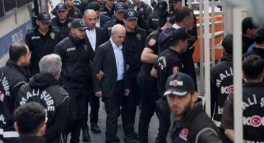  CHP'li 5 belediye başkanı görevden alındı