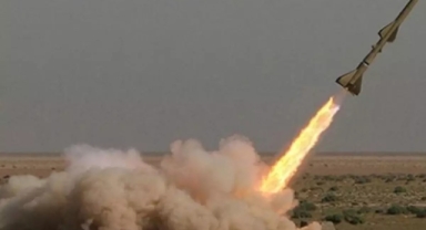 Husiler'den İsrail'e balistik saldırı