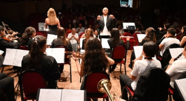 Kemer Belediyesi Gençlik Orkestrası’ndan DMD Hastası Ege Maltepe İçin Anlamlı Konser