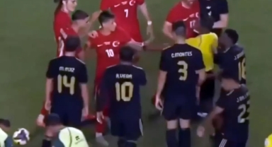  Meksika-Türkiye maçında Arda Güler'i çıldırtan olay