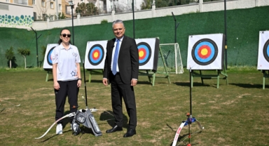 Muratpaşa Belediyesi Yaz Dönemi Spor Okulları Başlıyor: Okçuluk Kurslarıyla Yeni Mete Gazoz’lar Yetişecek