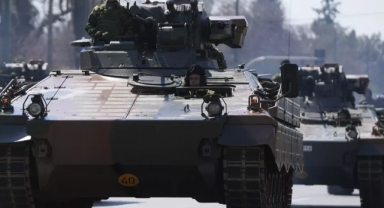 Türkiye korkusundan dolayı silahlanma rekoru kırdılar 