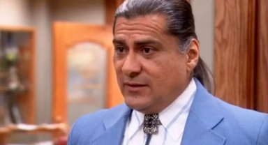 Ünlü oyuncu komşusu tarafından öldürüldü 